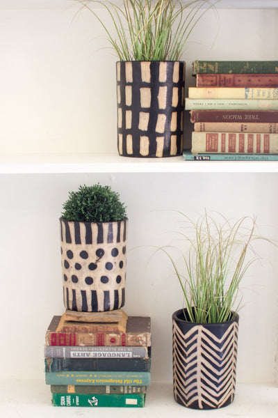 Set Of 3 Black & White Clay Lenca Cylinders