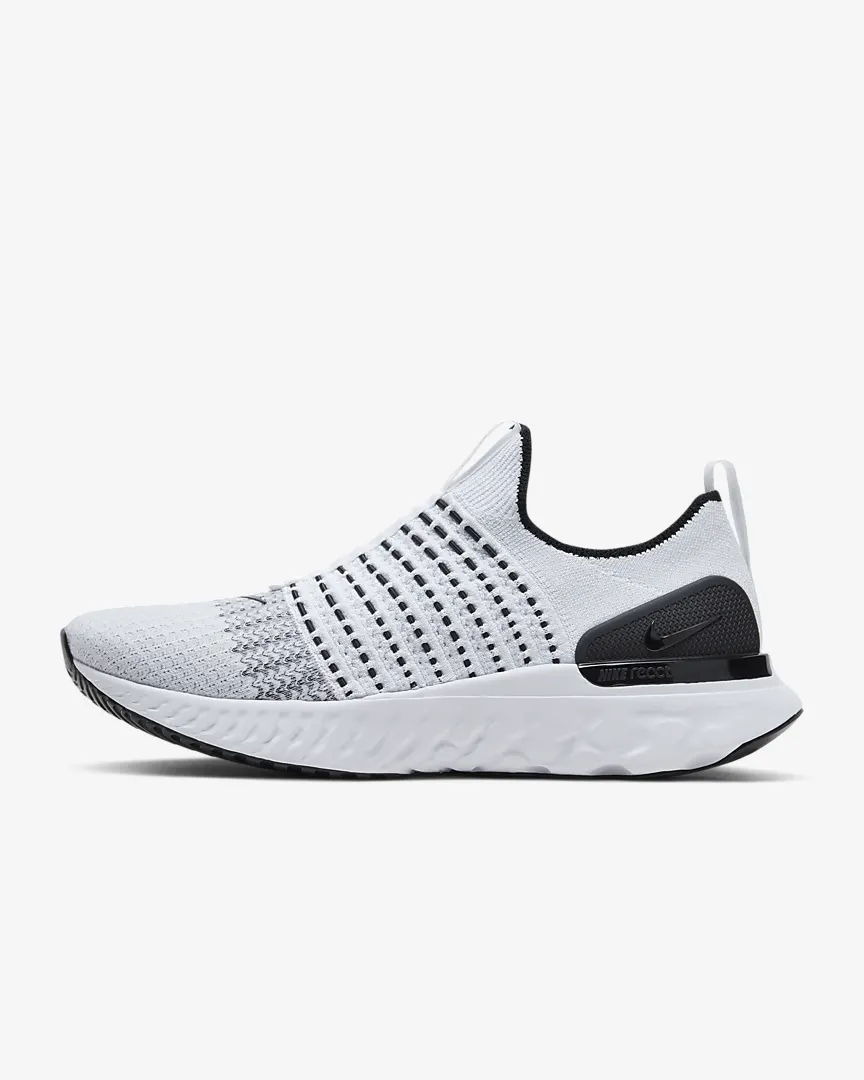 nike epic react flyknit 2 oreo