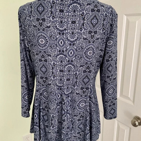 Tunic, Roz & Ali