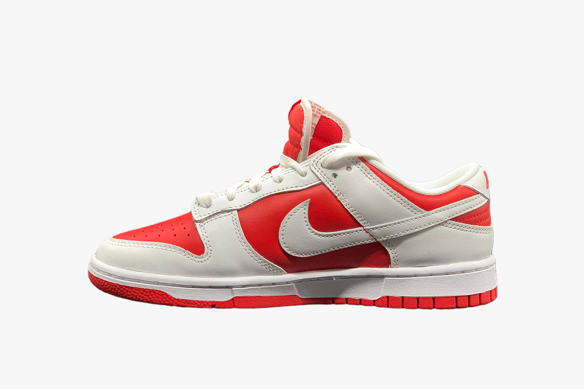 nike championship red dunk low