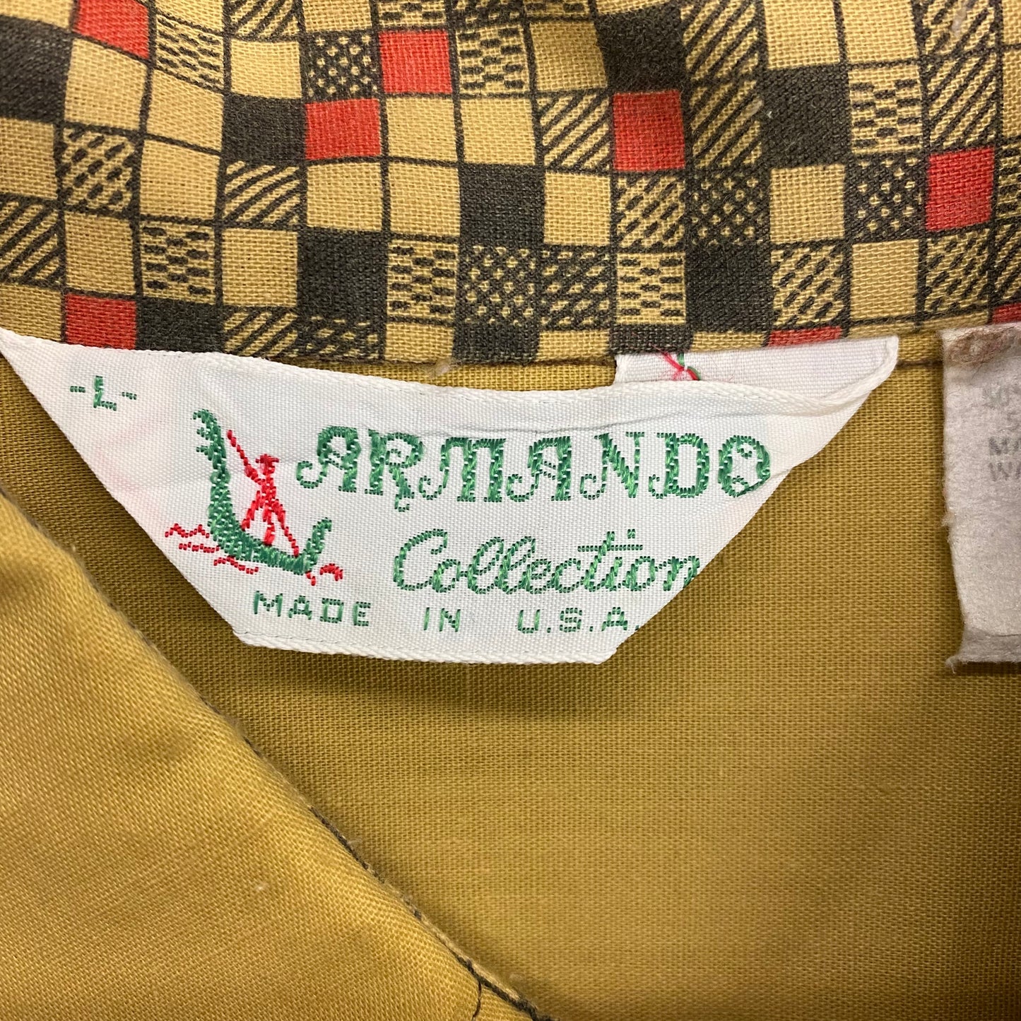 70s Armando Collection Tan Button Up Shirt - Size Large