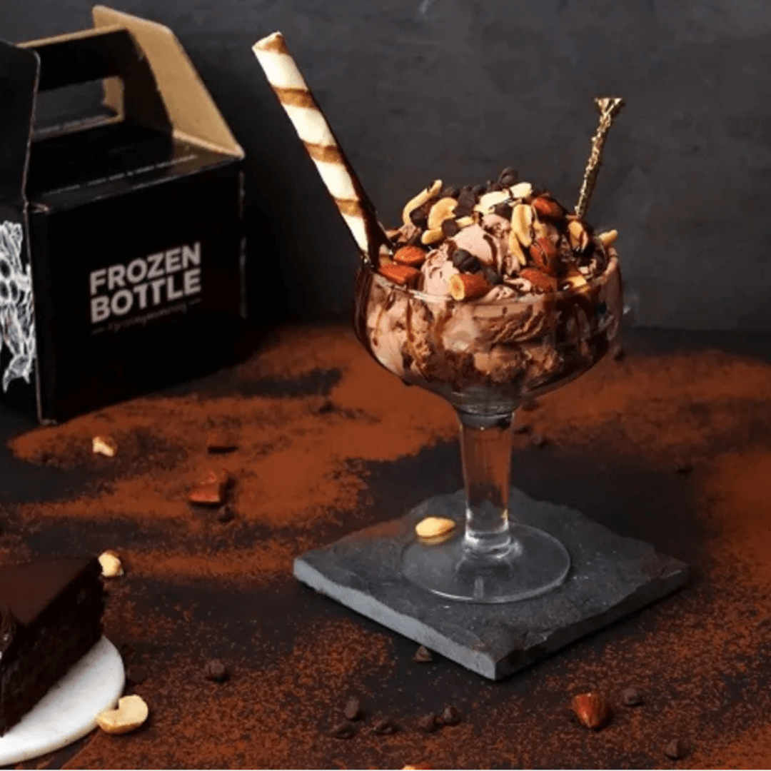 chocolate ice cream sundae