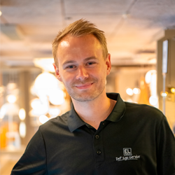 Mathias Krogsgaard Mikkelsen er erfaren hvidevarekonsulent hos El-Salg Aalborg