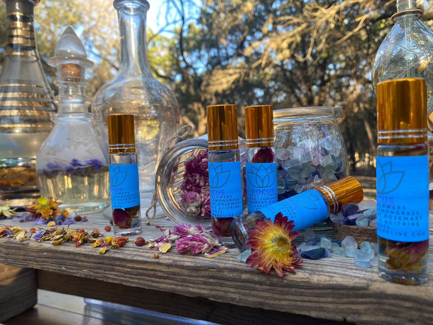 Zodiac Gift Box with 3 items, zodiac roller, feng shui hanging window crystal and pocket stone