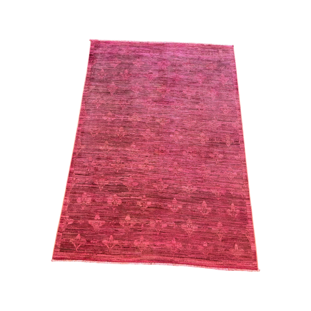Klant Meyella parallel Handgeknoopt tapijt Recoloured fuchsia – Vantyghem