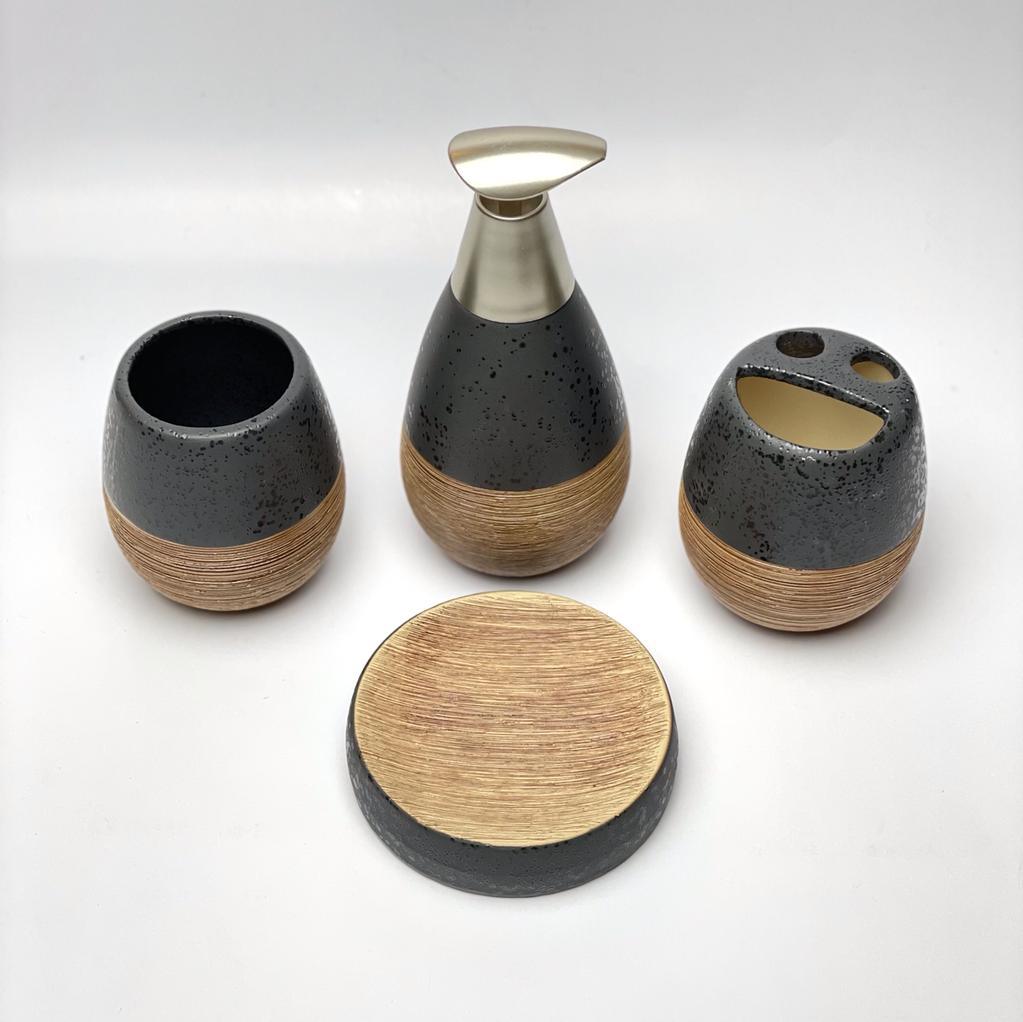 Black Self Textured With Wooden Pattern Bath Set - 4pcs - HomeHatchpk