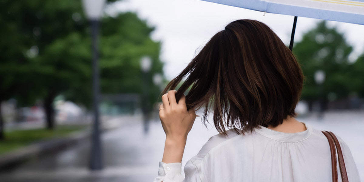 Learn How To Stop & Prevent Hair Fall In Monsoon – MyCocoSoul