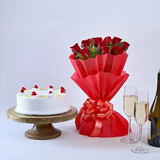 Pineapple Cake with Roses
