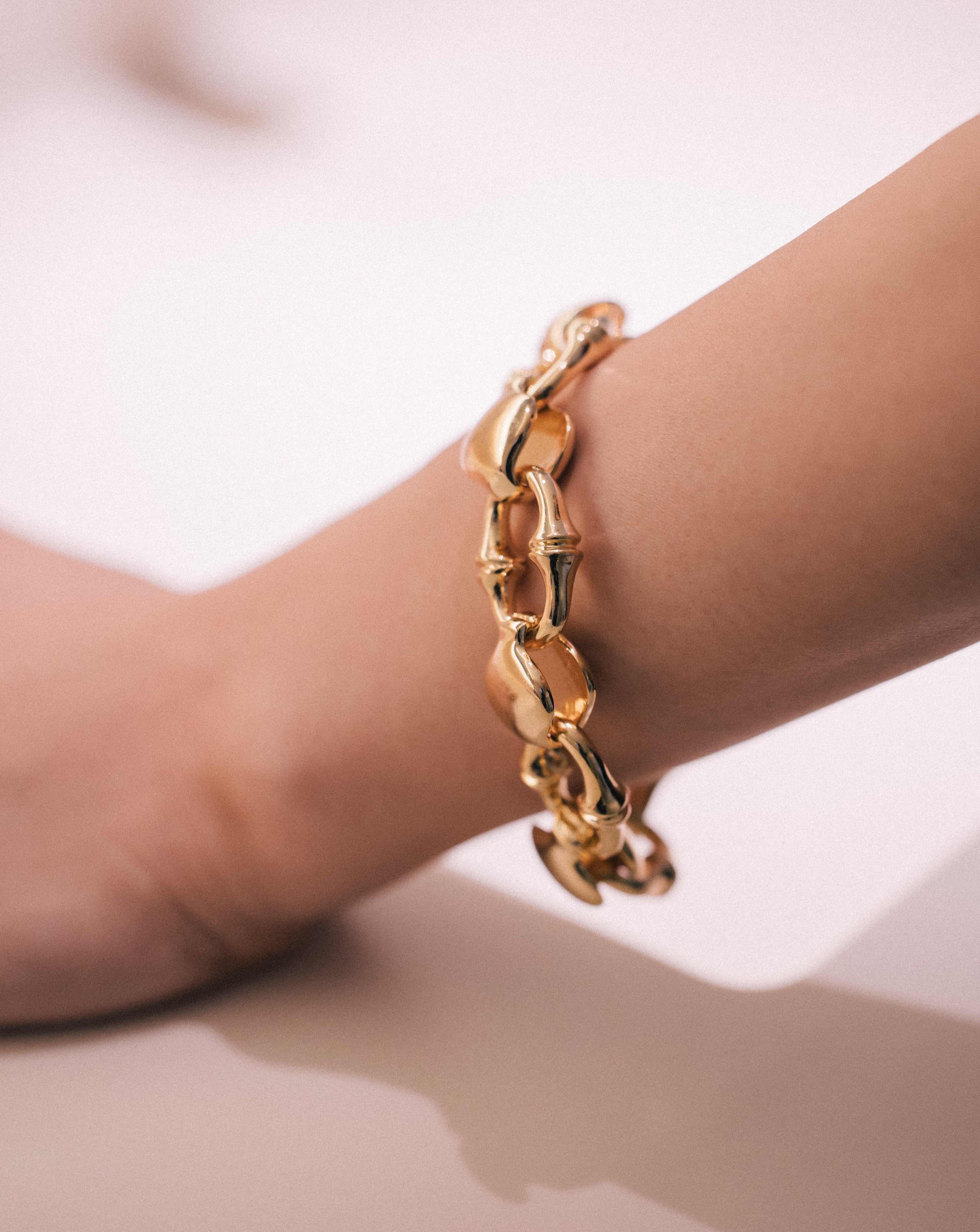 h'eres SPINAL COLUMN BRACELET 501 | labiela.com