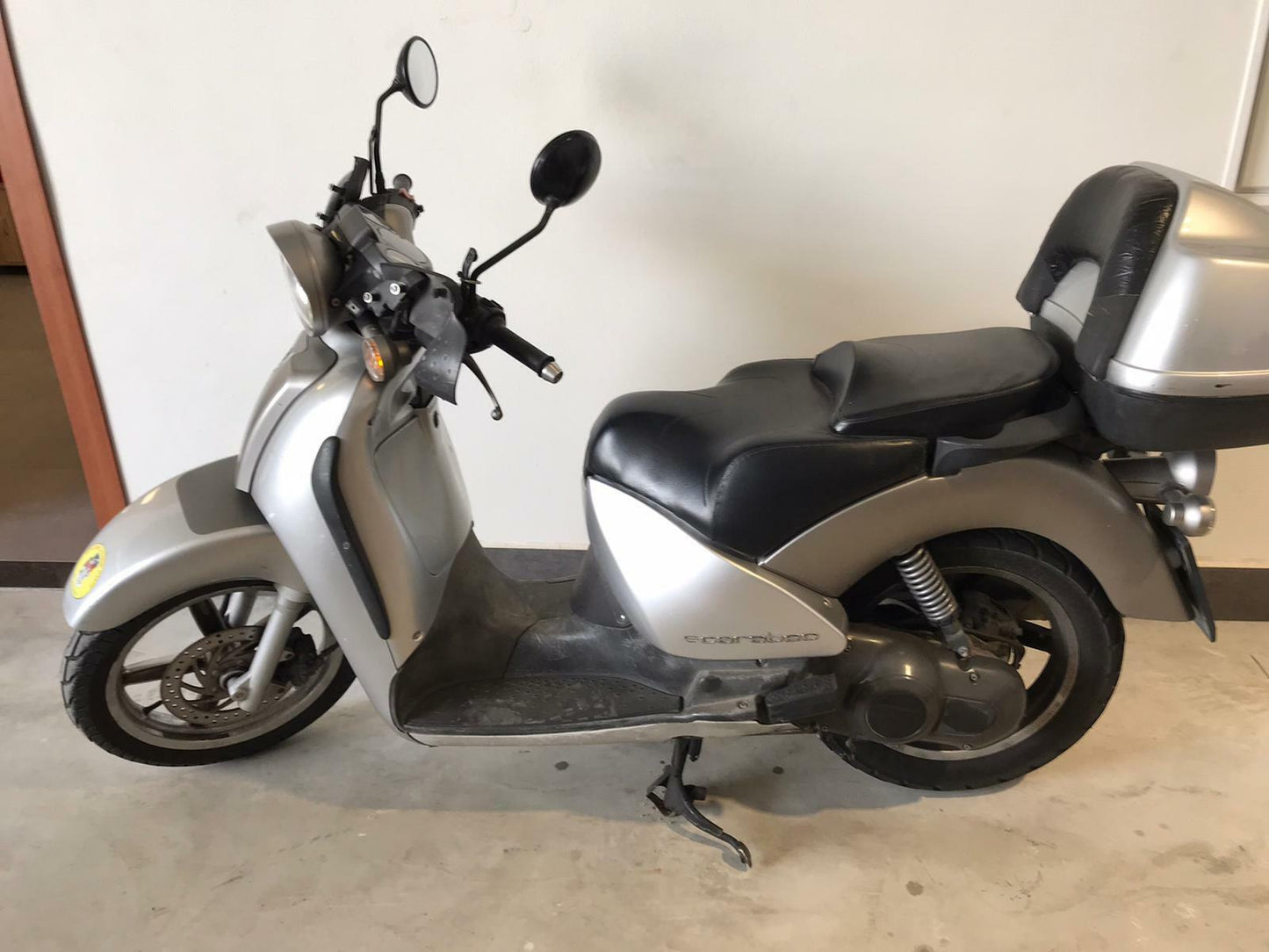 SPECCHIO RETROVISORE SINISTRO APRILIA SCARABEO 200 ROTAX 2001 2004