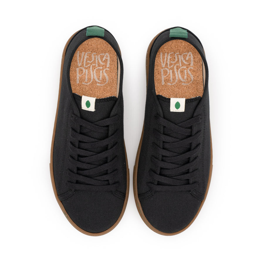 Vegan sneaker black NIK001