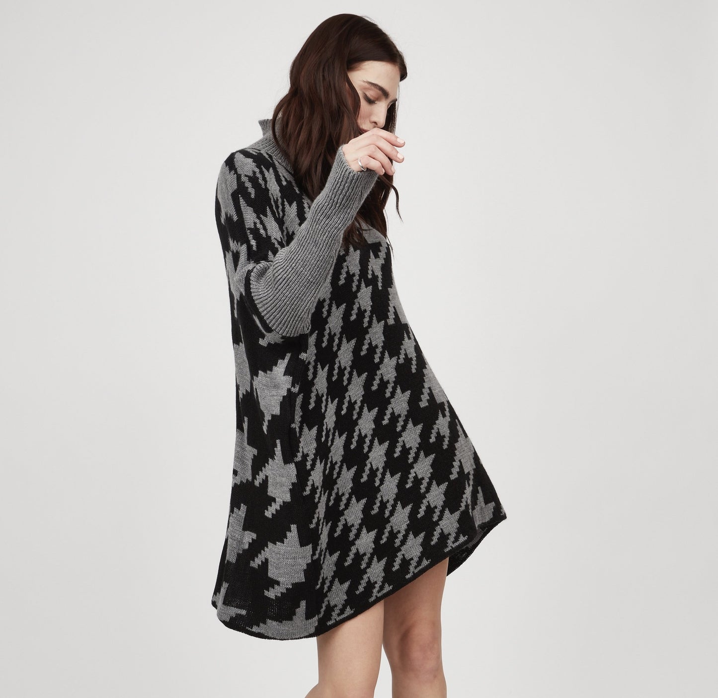 Knit Houndstooth Sweater/Tunic Grey