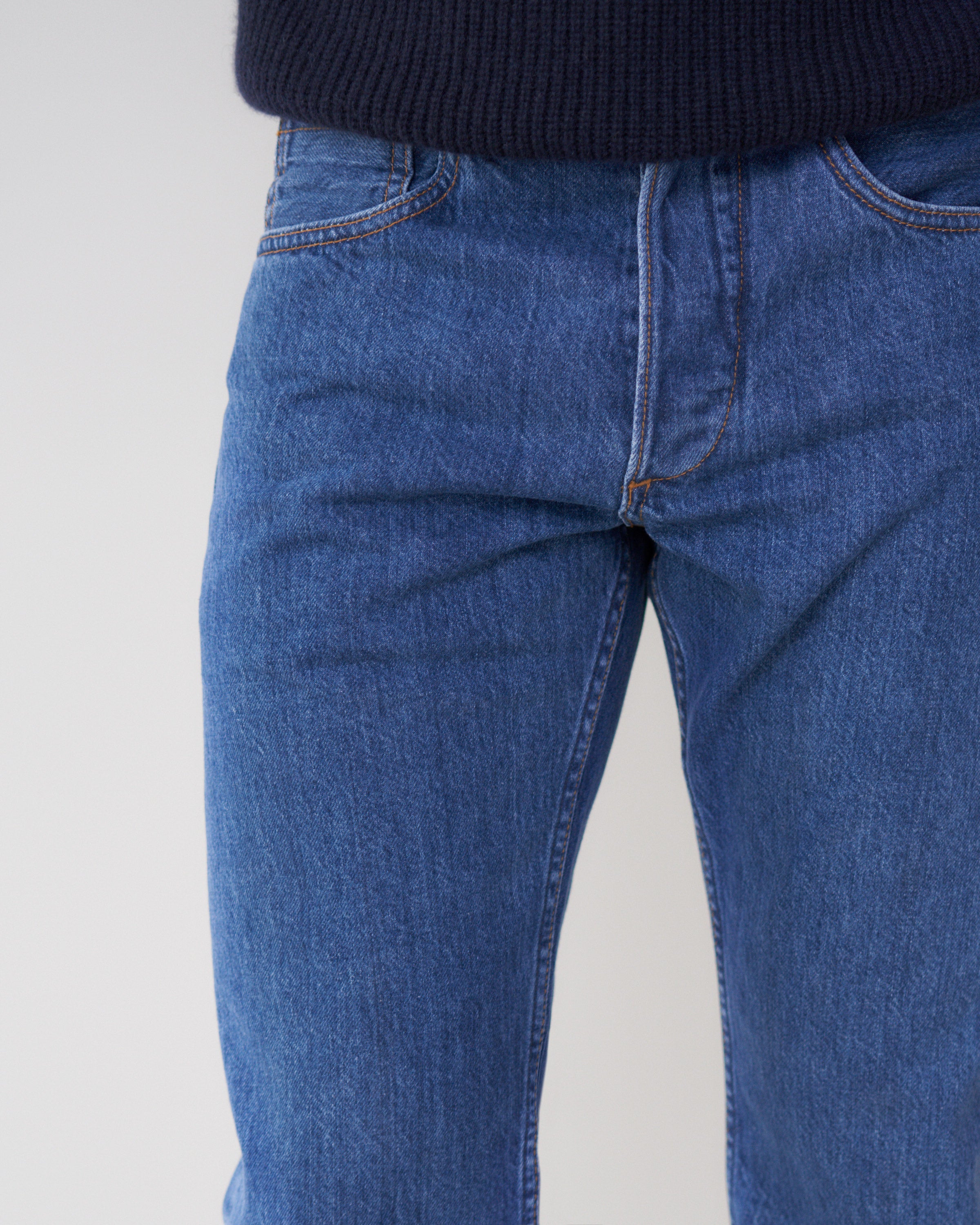 logboek Faculteit dood Norell Jeans in Cotton - Mid Blue | Atelier Saman Amel