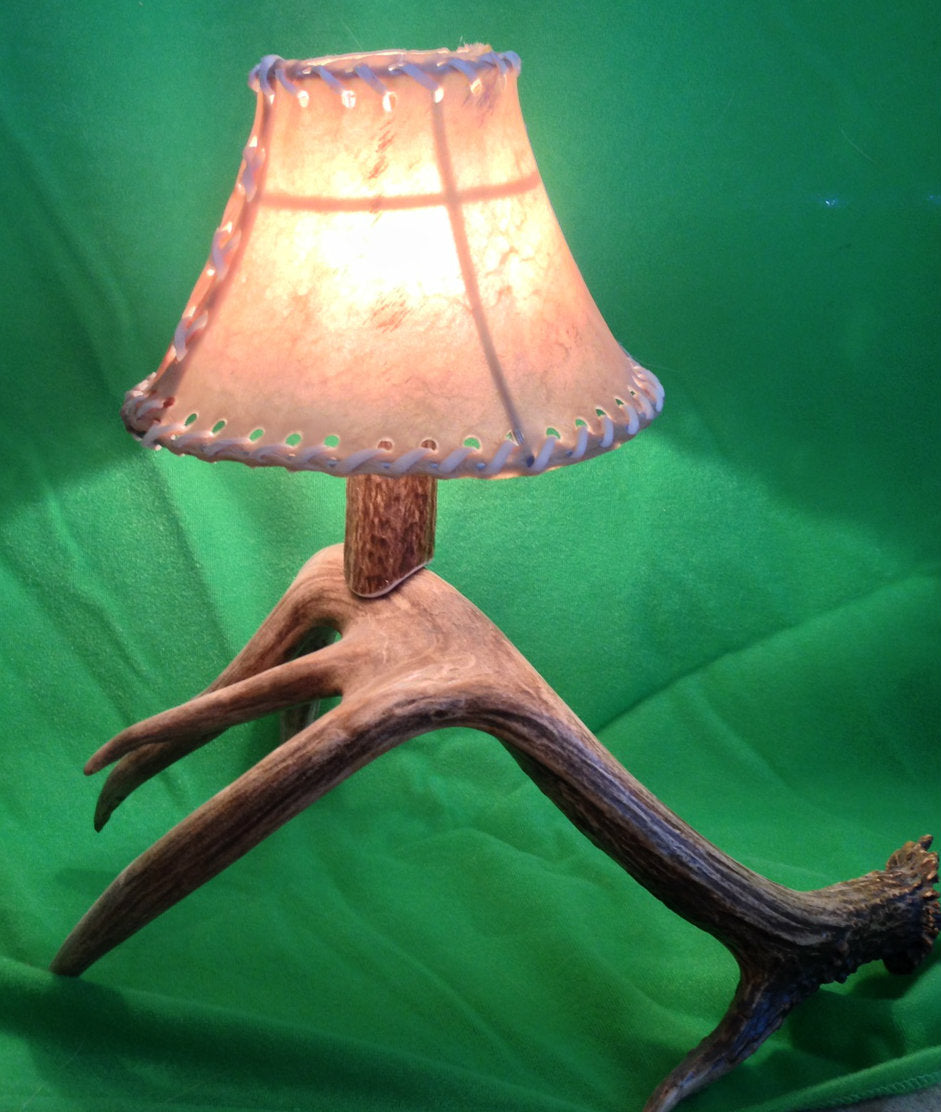 deer bedside lamp