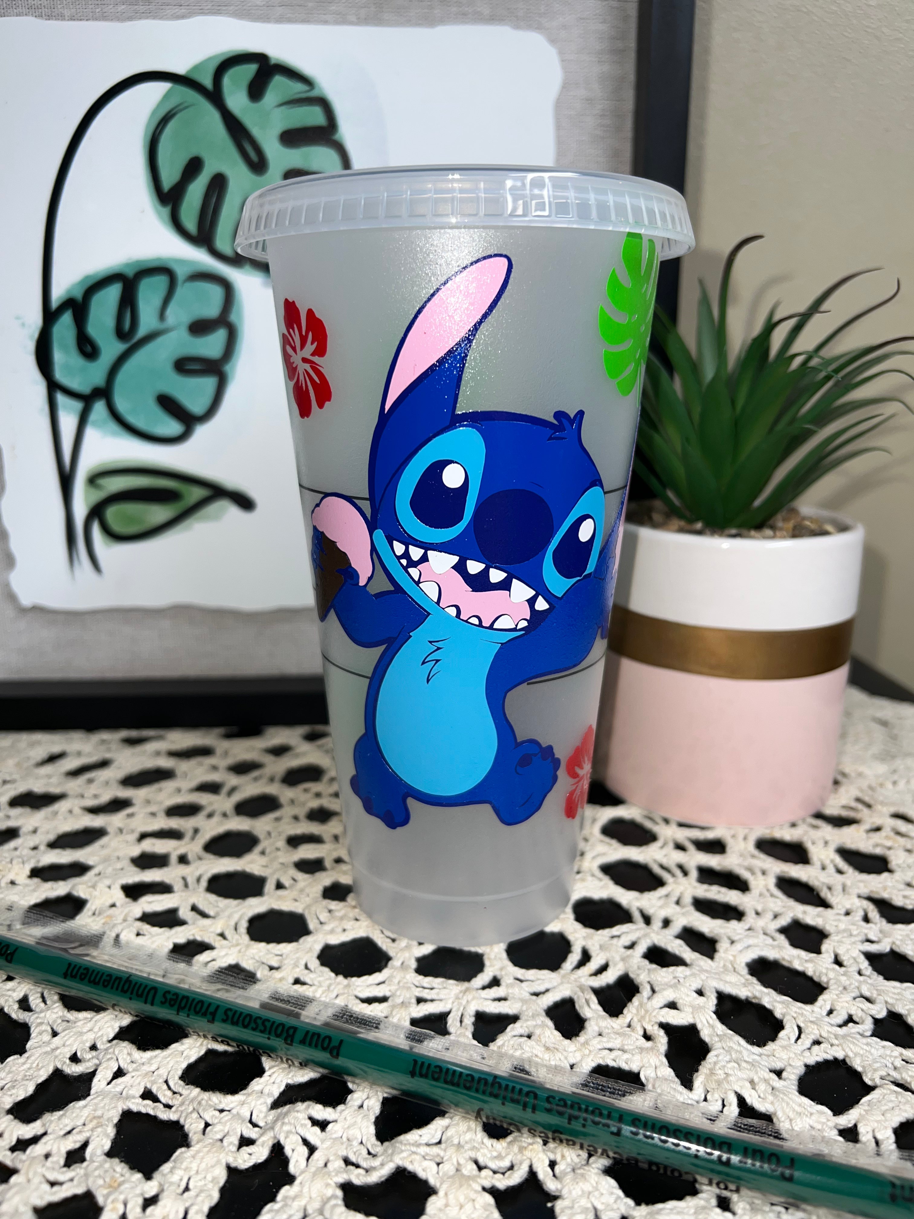 Silver Buffalo Disney Lilo & Stitch Thirsty Tumbler With Lid and Straw |  Holds 32 Ounces