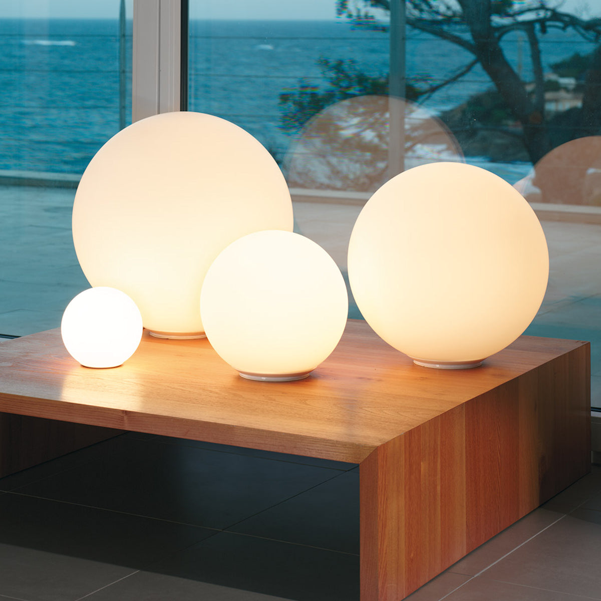 dioscuri table lamp