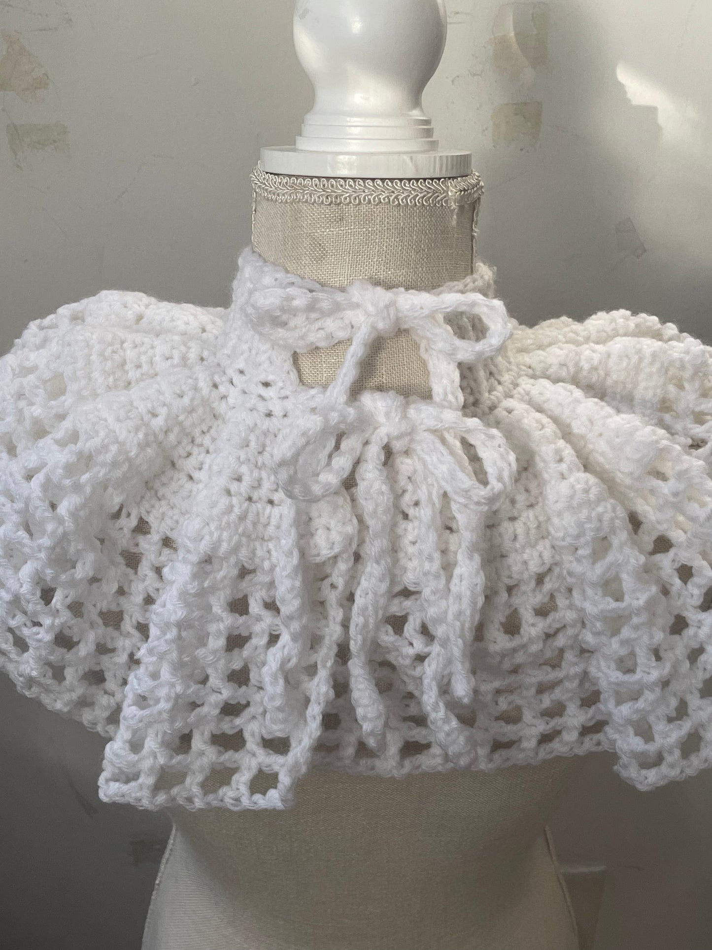 Veiled Collar