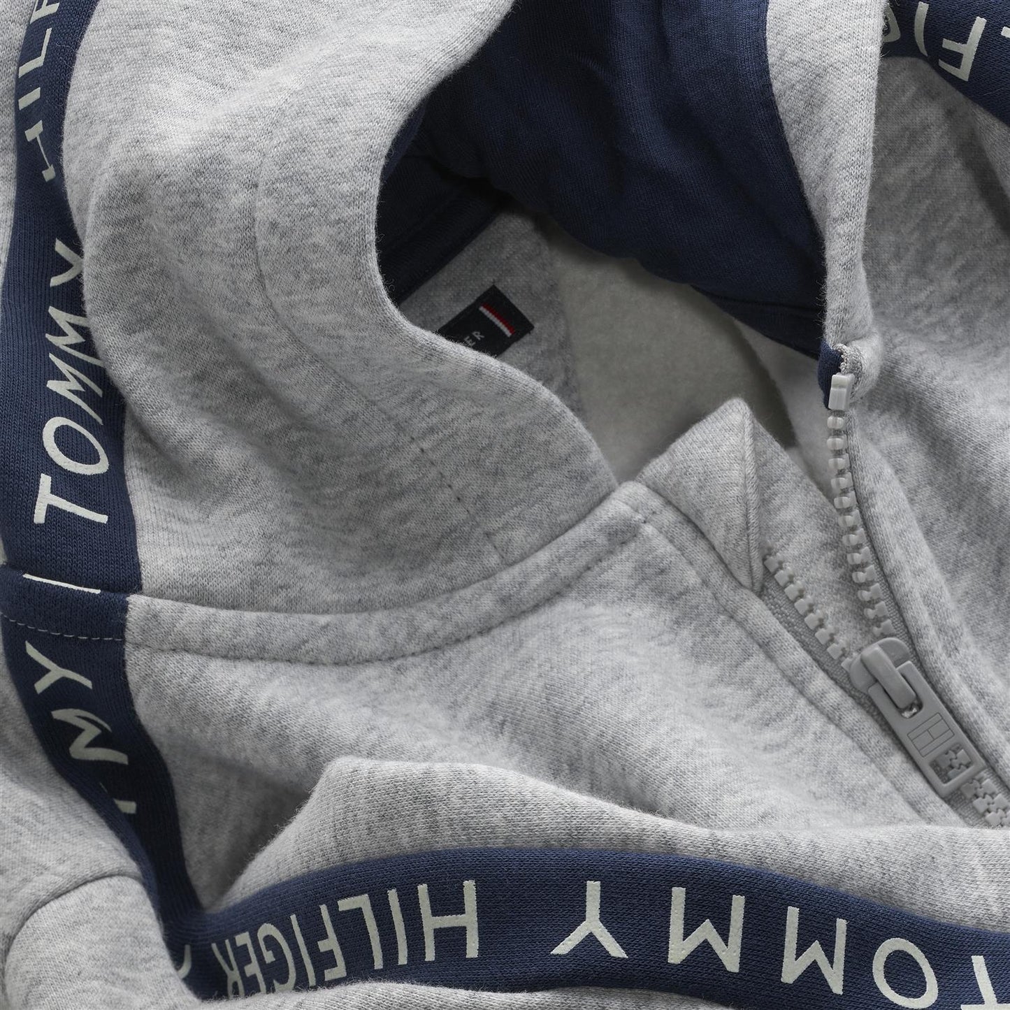 Glow in the dark zip