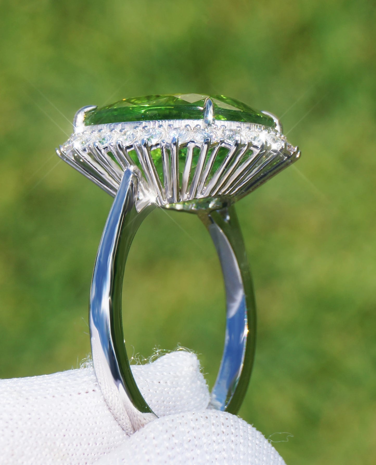 Paraiba tourmaline copper bearing ring green 14k gold diamond gia certified 10.47ctw oval cut