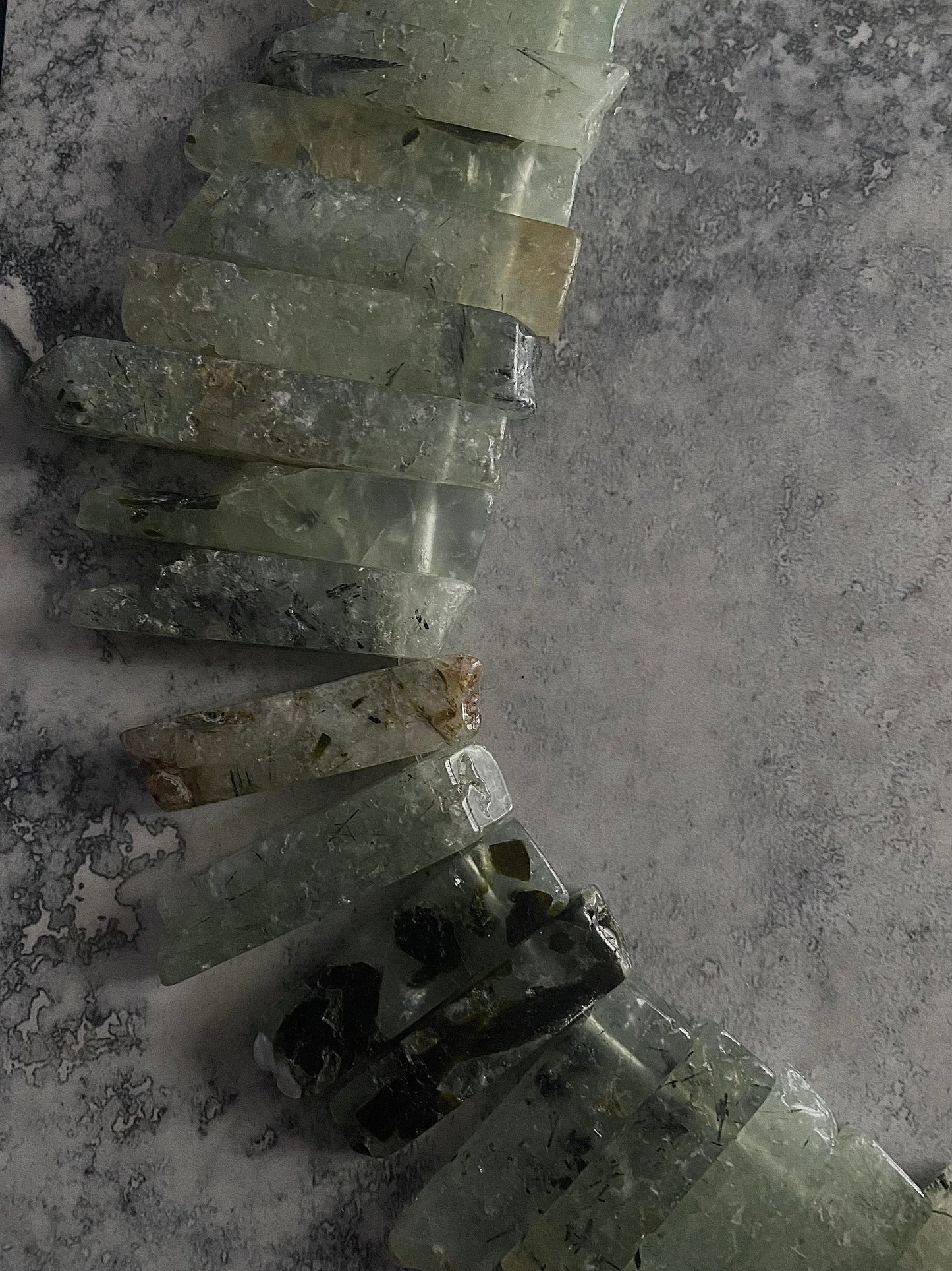 STONE BODY CHAIN