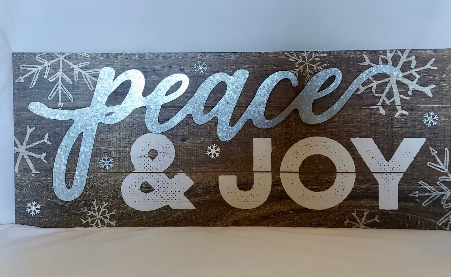 Peace & Joy Wooden Sign