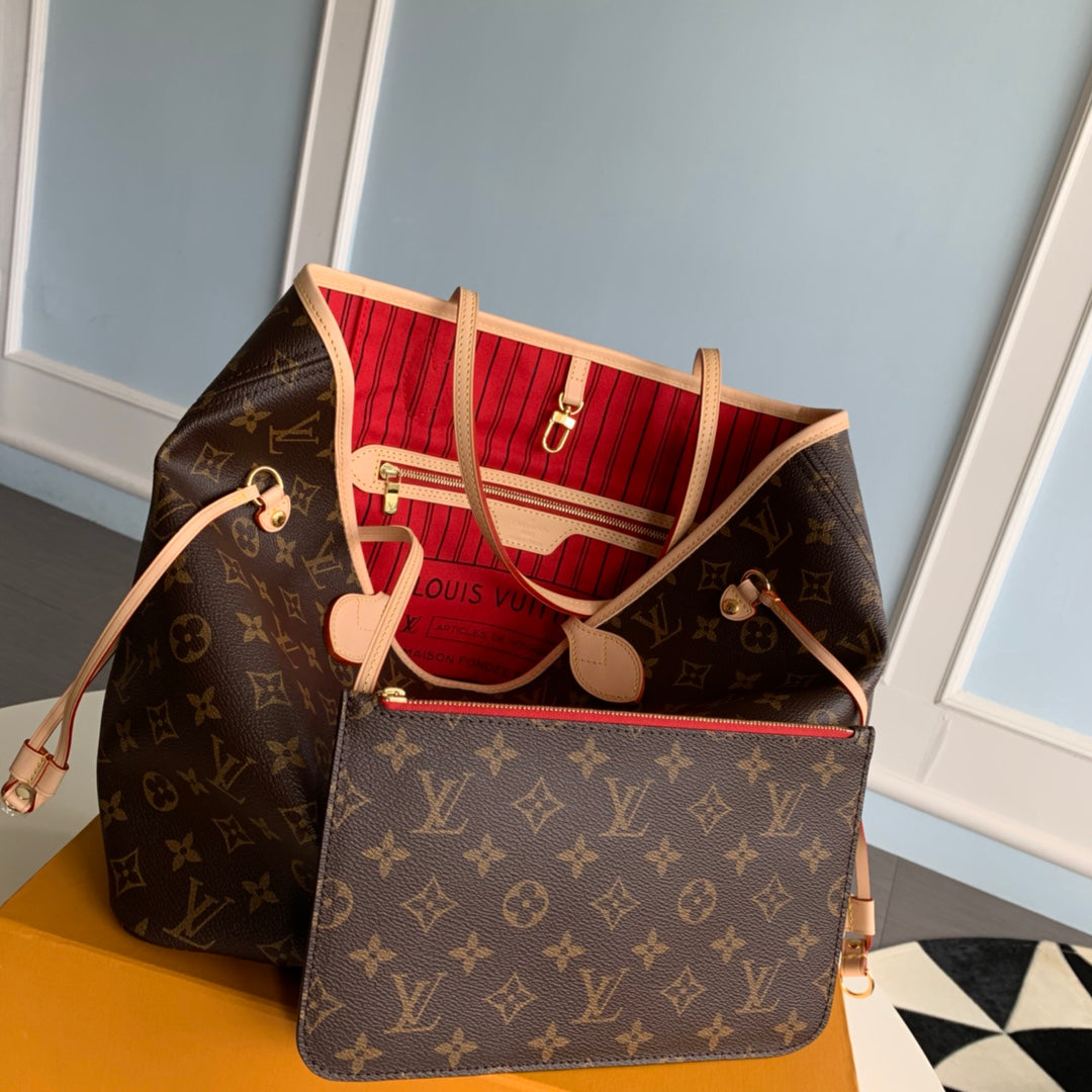 Louis Vuitton Handbag Red Inside