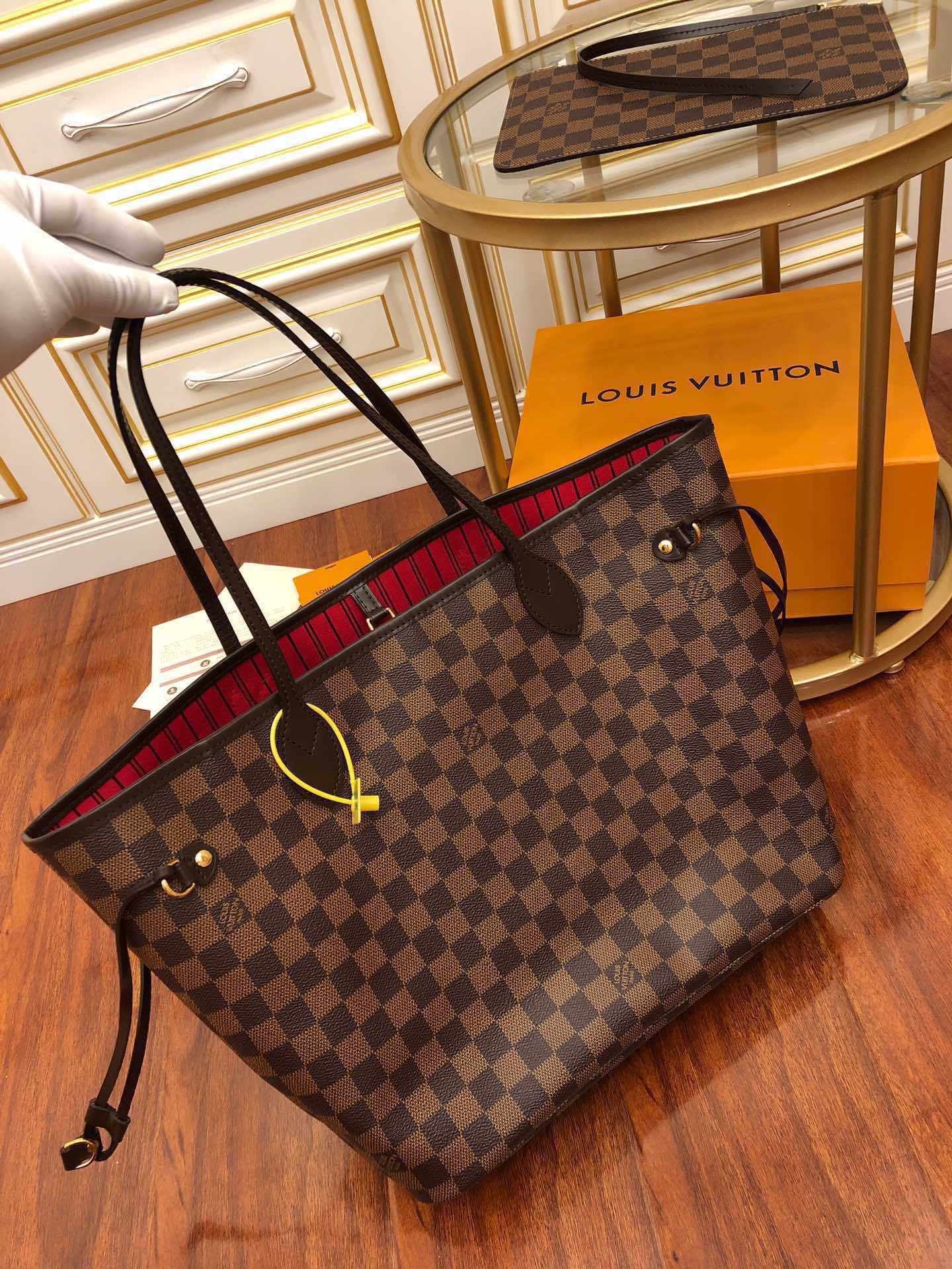 Louis Vuitton Neverfull Ar1169