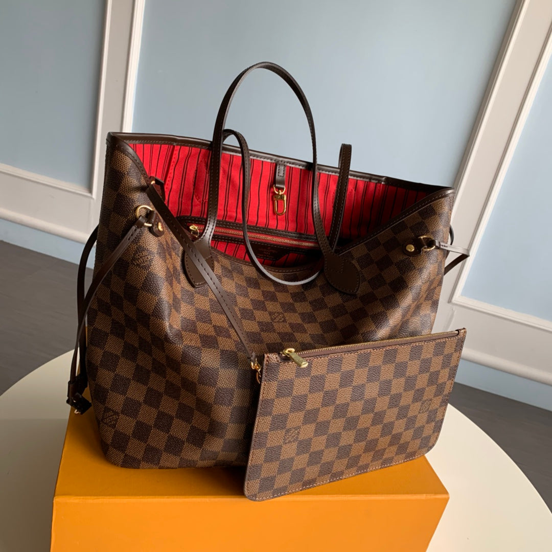 Louis Vuitton Neverfull Damier Ebene MM Cerise Lining