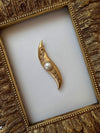 Elegant Brooch with pearl accent - Cecilia Vintage