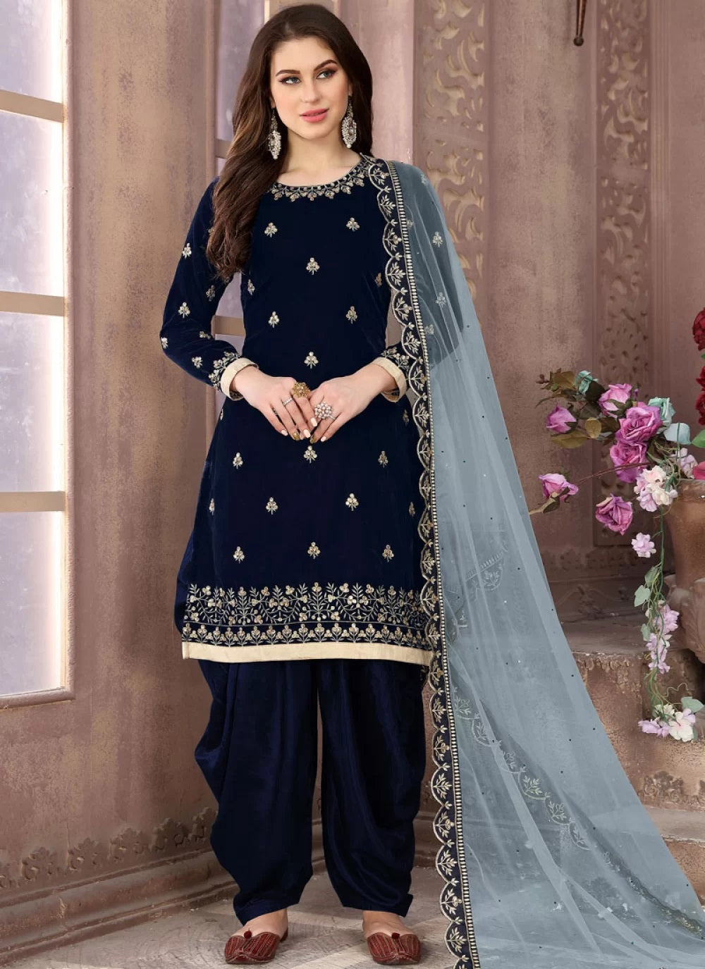 Blue Velvet Punjabi Suit For Girls – Gunj Fashion