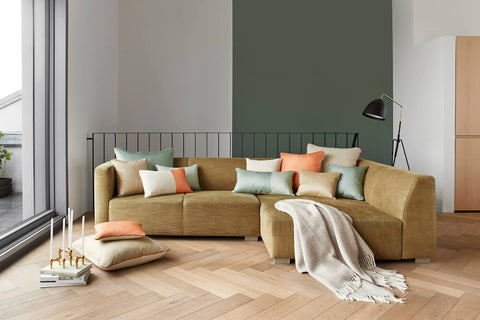 HETTI. Pillow Party - together we design matching sofa cushions for your home