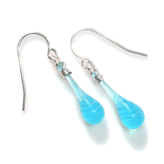 What's the environmental impact of a pair of Sundrop Jewelry glass earrings?