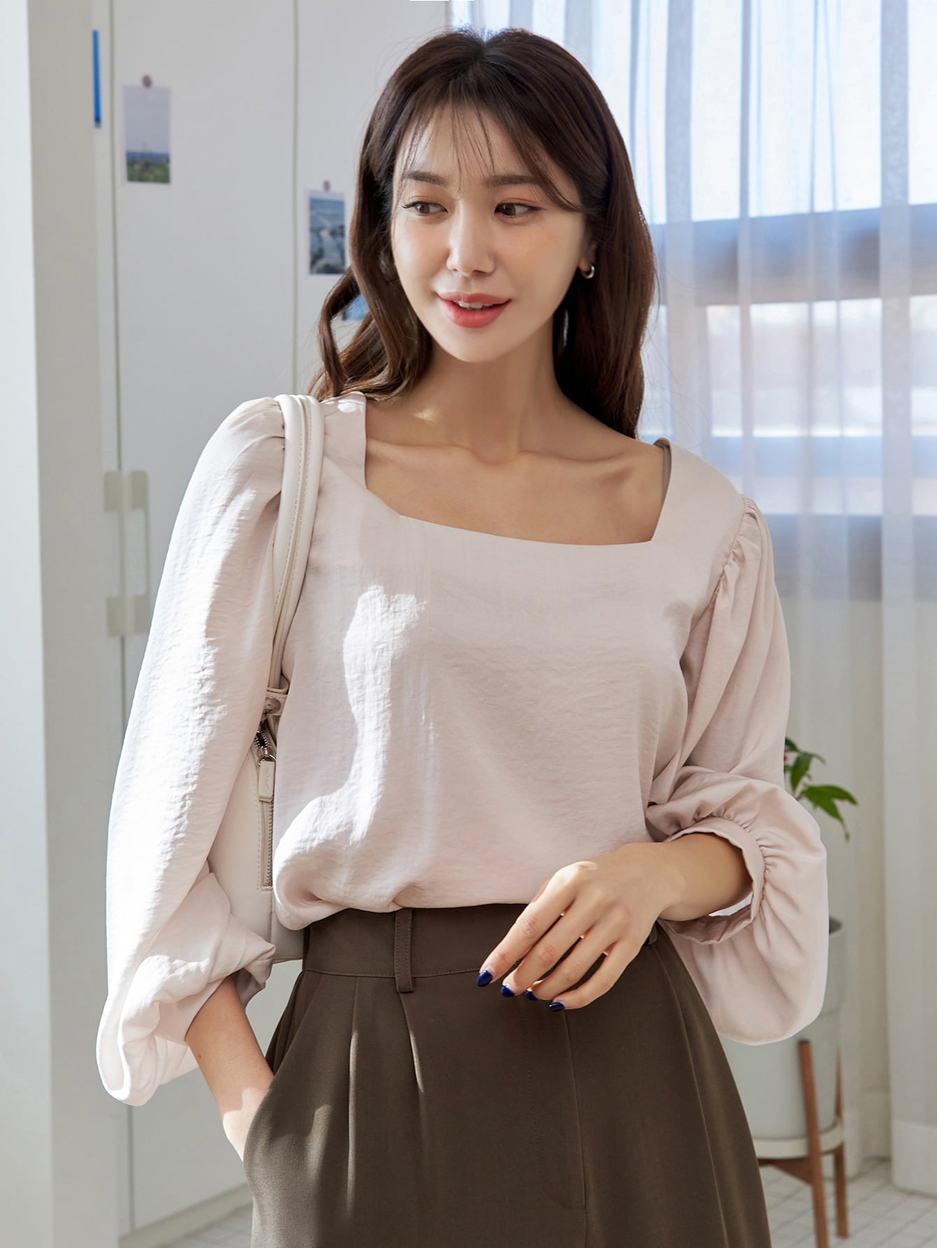 Square Neck Lantern Sleeve Blouse