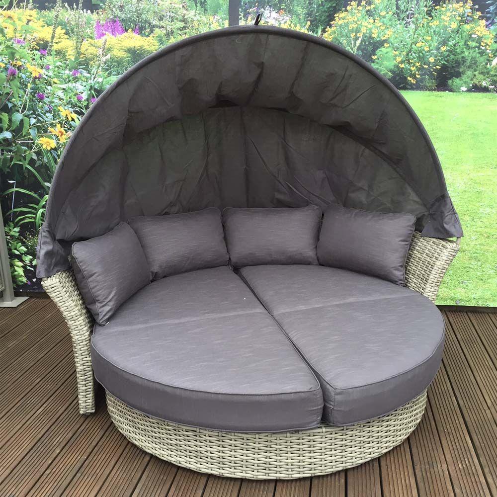 garden seat with hood