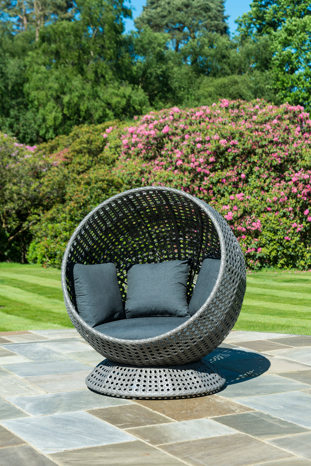 monte carlo rattan garden furniture