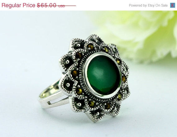 green agate ring