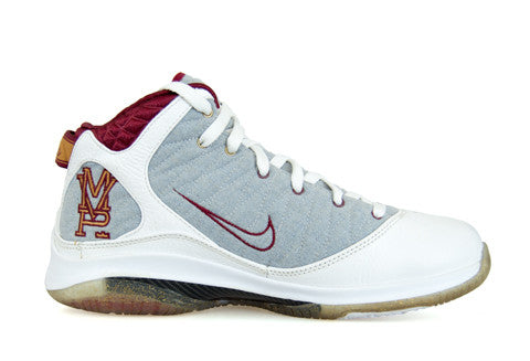 nike lebron 7