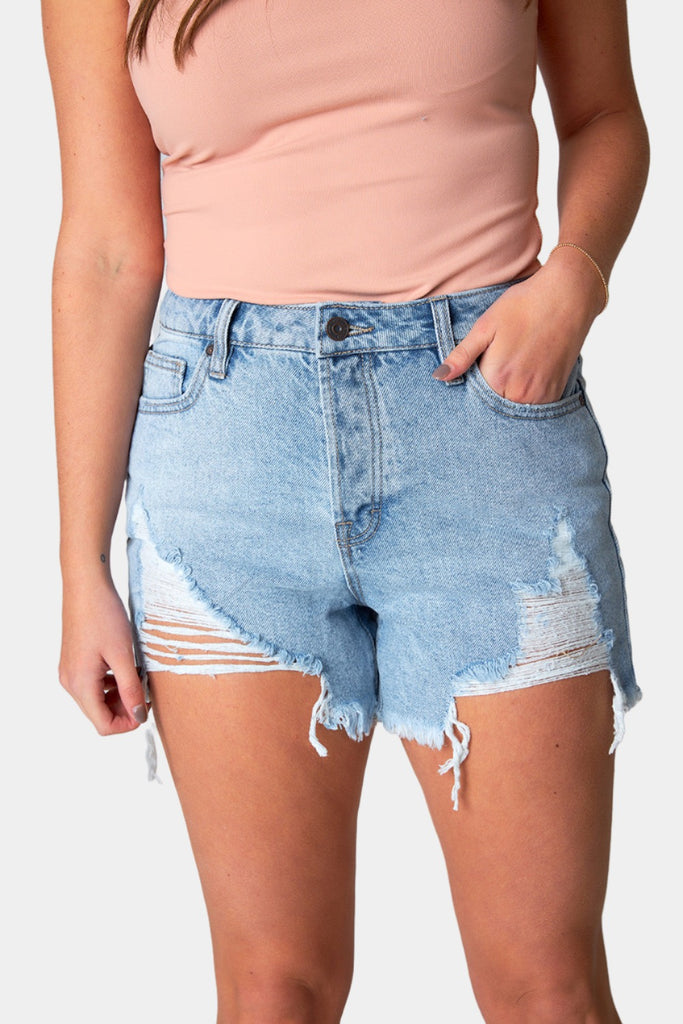 Sofie Clean Cut Denim Shorts - Light Wash