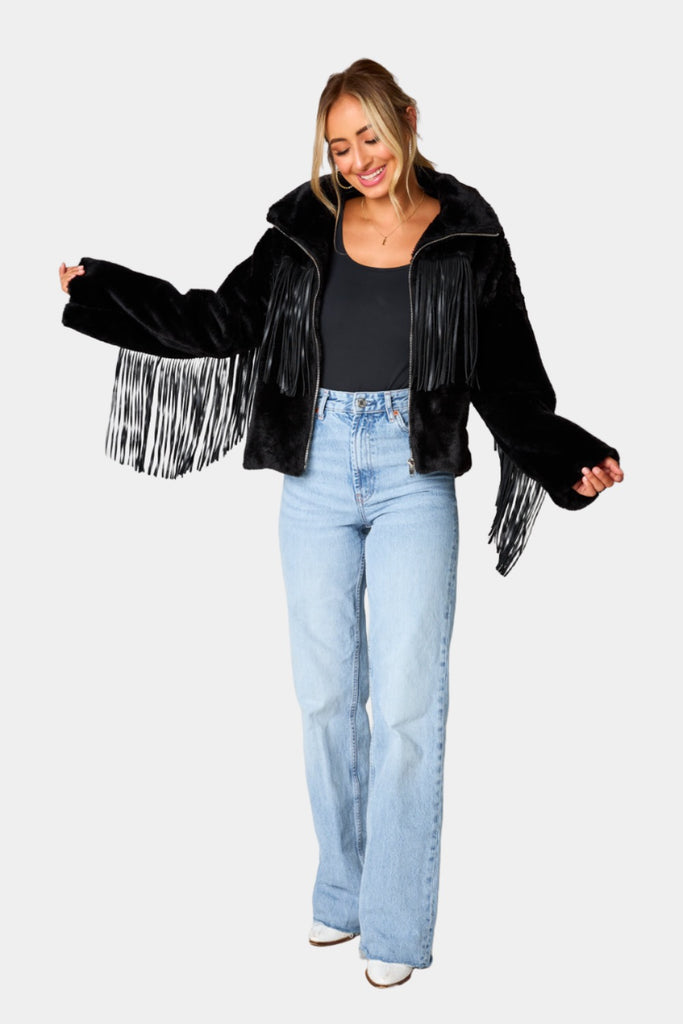 Select Sustainable Wearable Women's Apparel,Women, T-Shirts & Tops, Tank Tops - Clothing Shop OnlineSkylar Fringe Faux Fur Jacket - Black