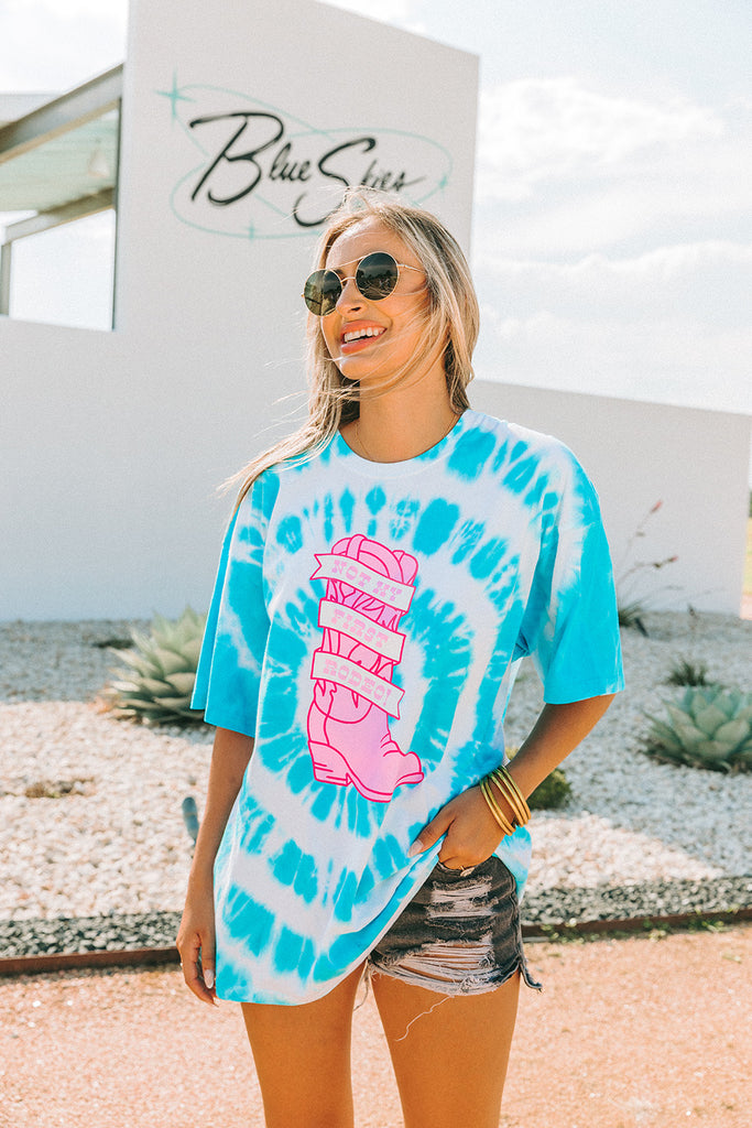 Select Sustainable Wearable Women's Apparel,Women, T-Shirts & Tops, Tank Tops - Clothing Shop OnlineCloud Oversized Tie-Dye Tee - Not My First Rodeo