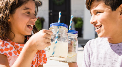 Homemade lemonade photo