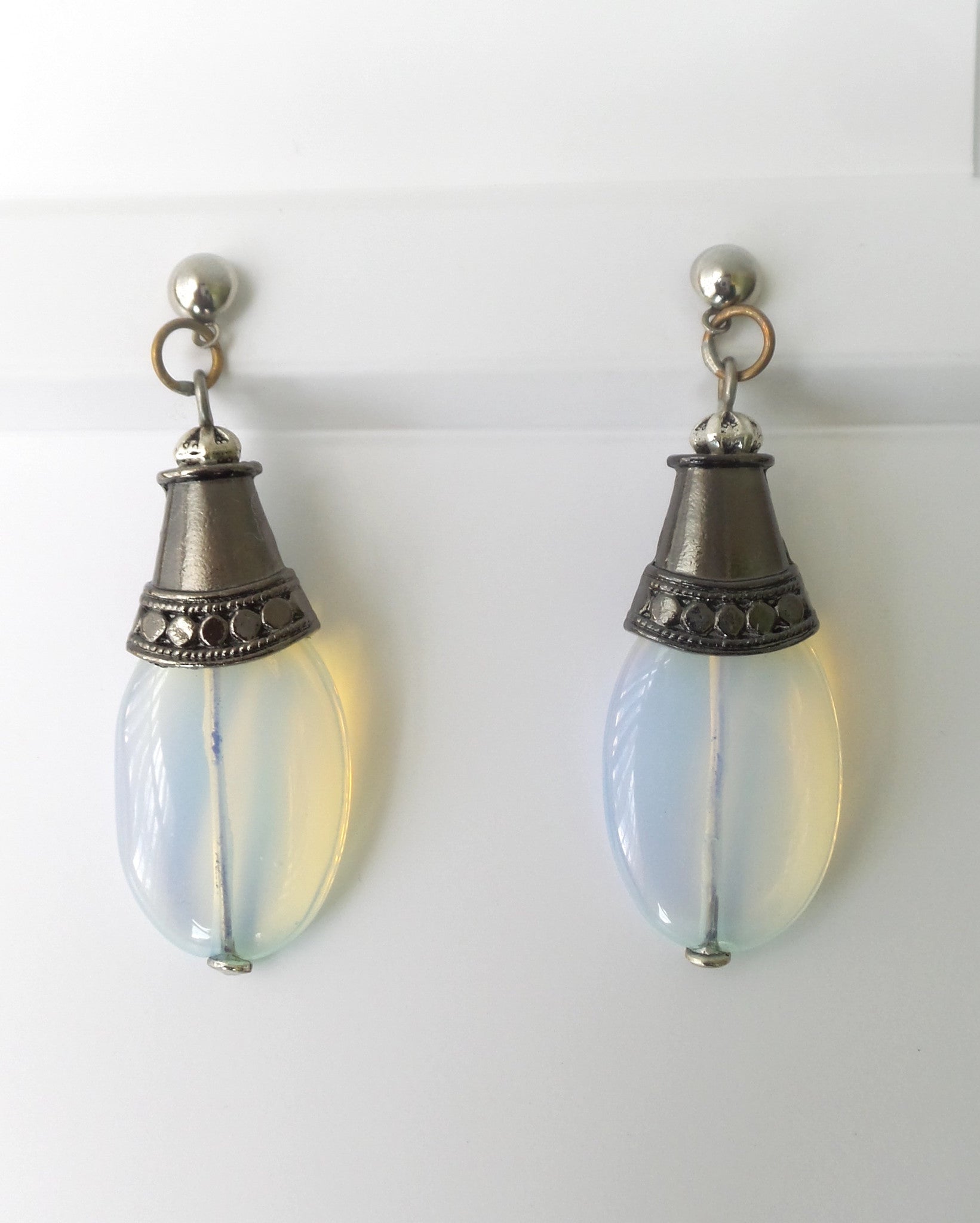 White Opalite Milkglass Oval with Steel Cone Earrings - Inspired Luxe