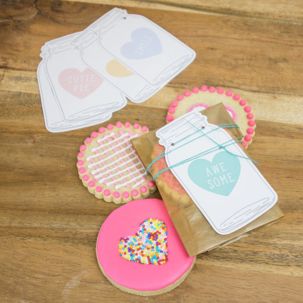 FREE printable valentine gift tags pastel colored candy hearts on a mason jar