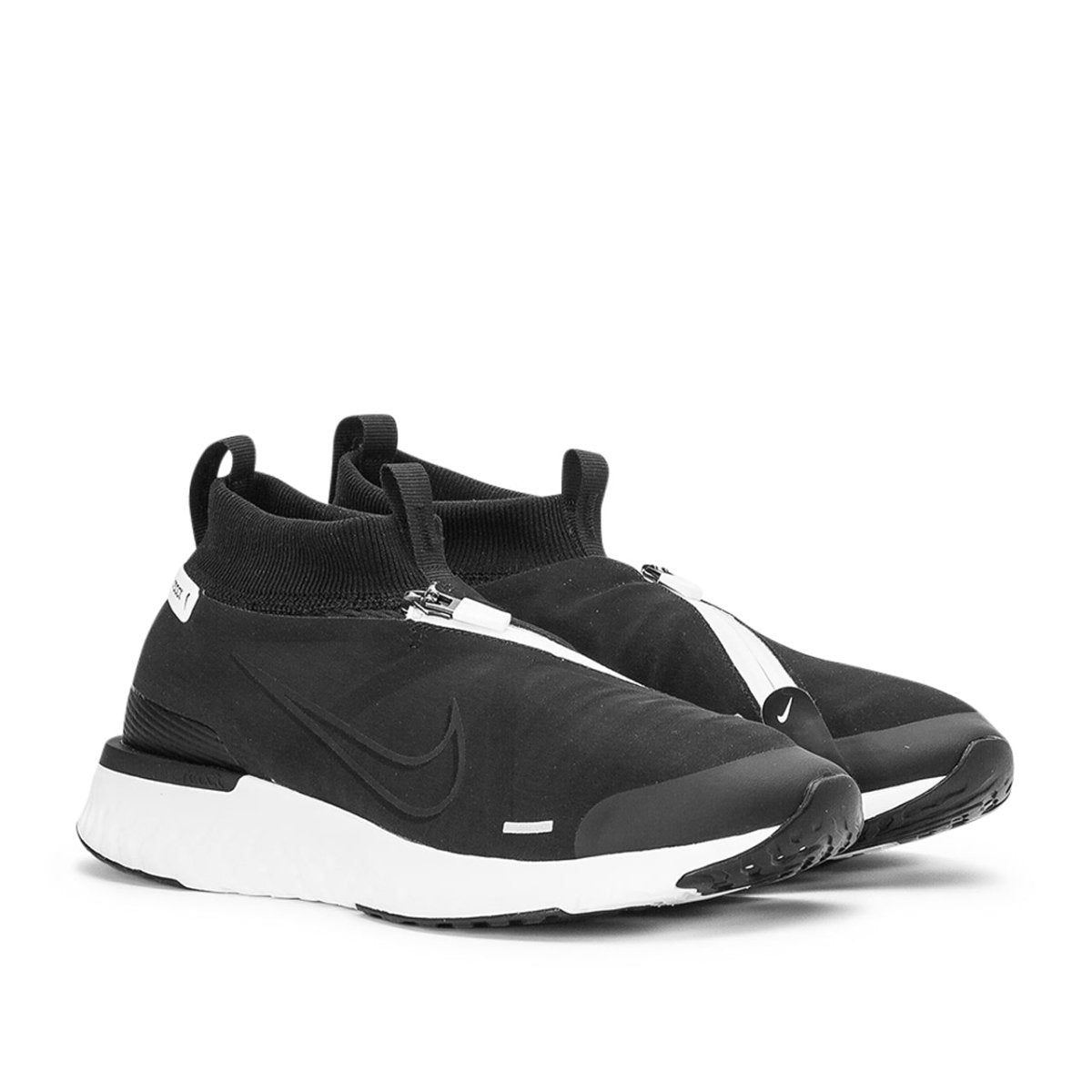 Nike React City (Black / White) AT8423 