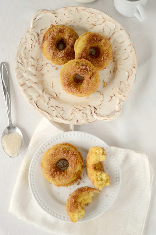 Coconut Flour Cinnamon Doughnuts