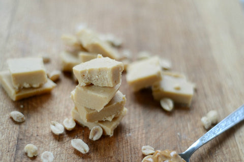 Healthy No Bake Peanut Butter Fudge