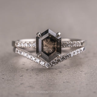 Black diamond ring