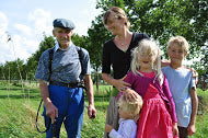 八十二歲農夫 Fredrik de Boer 是這農場第二代主人