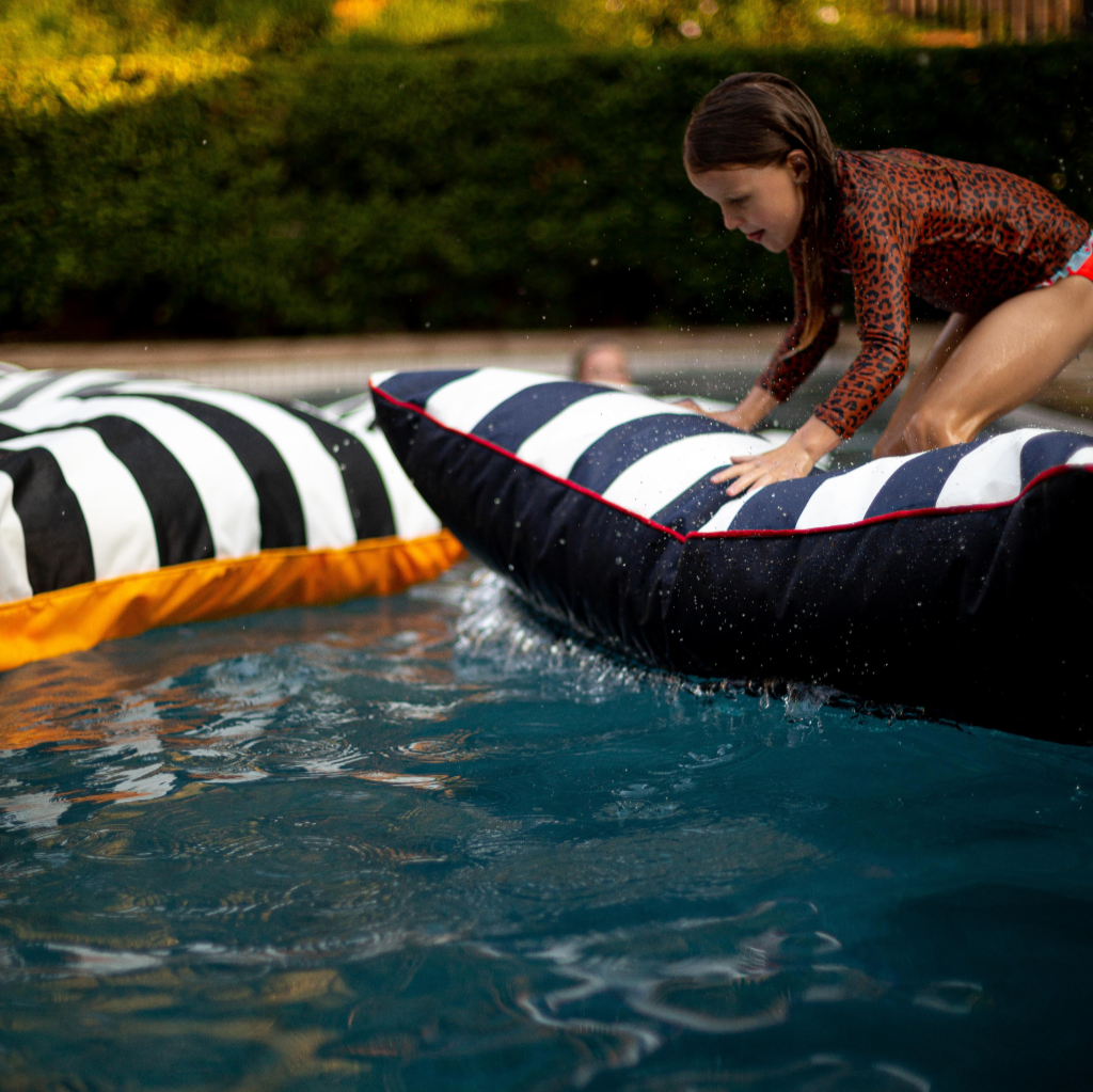 pool lounger pillows