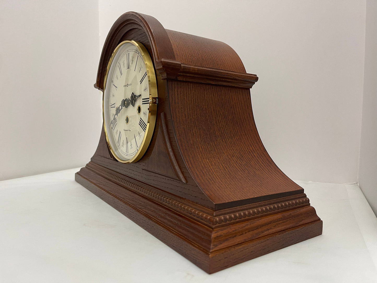 Vintage Howard Miller 613-102 Mantle Clock